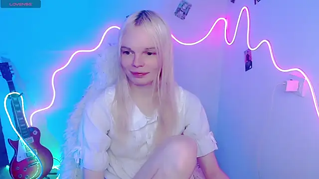 Emily Nyaffee online show from 7, 11, 2025