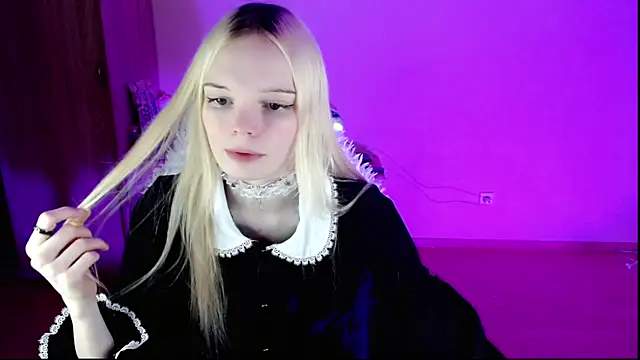 Emily Nyaffee online show from 23, 1, 2025