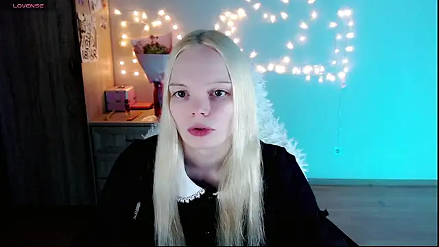 Emily Nyaffee online show from 4, 3, 2025