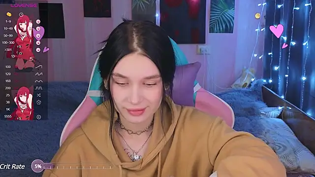 Snapshot of Amanda_Tender chatting on 4, 12, 2024 Amanda Tender online show from 4, 12, 2024