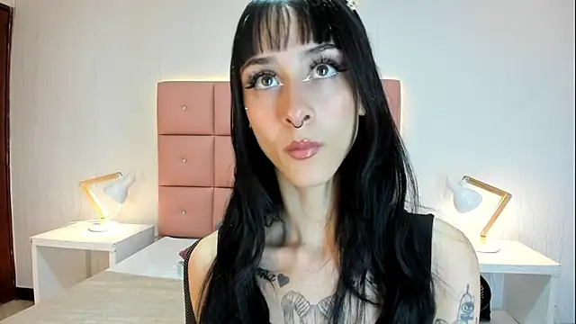 lhiamfit online show from 4, 10, 2025
