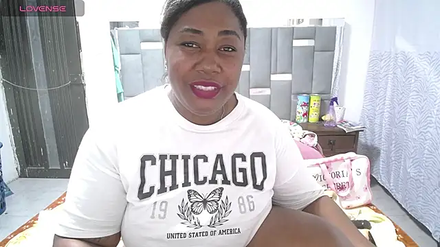 thickebonymilfF online show from 31, 1, 2025