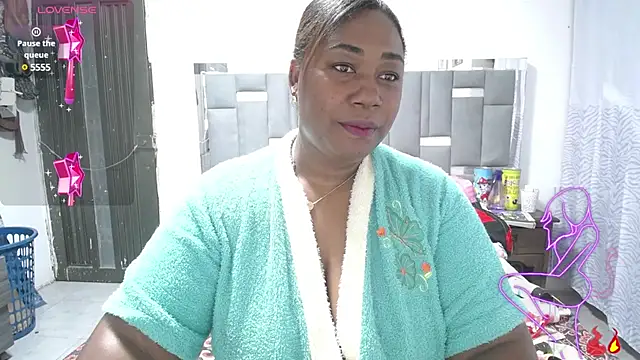 thickebonymilfF online show from 30, 1, 2025
