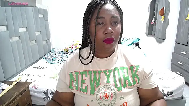 thickebonymilfF online show from 22, 4, 2026
