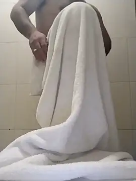 Renooo04 online show from 6, 2, 2026