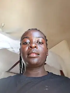 Snapshot of hornycreamybabe chatting on 17, 11, 2025 hornycreamybabe online show from 17, 11, 2025