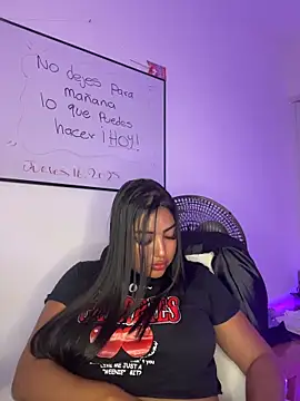 NatashaBrown12 online show from 13, 11, 2025