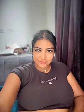 NatashaBrown12 online show from 1, 4, 2026