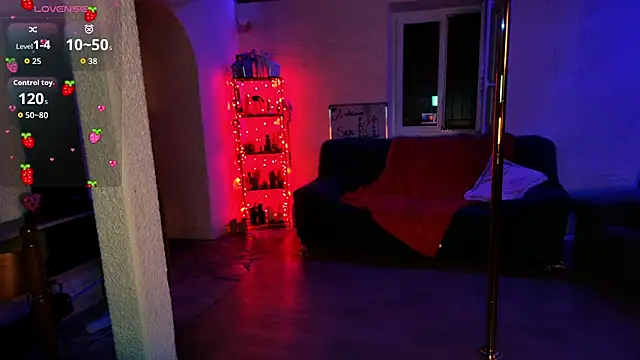 PetiteAngel666 online show from 15, 5, 2026