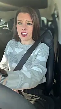 LadyLena1 online show from 11, 2, 2026