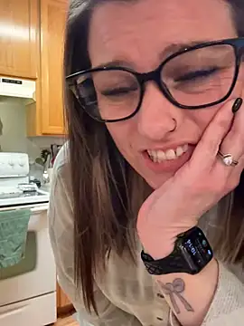 Snapshot of LadyLena1 chatting on 3, 3, 2025 LadyLena1 online show from 3, 3, 2025