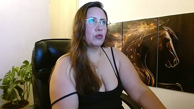 amalia brunette online show from 26, 4, 2026