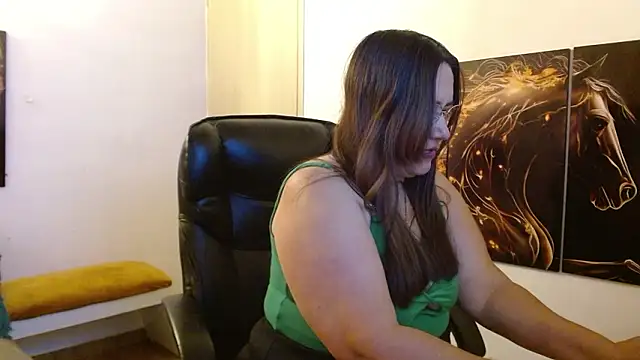 amalia brunette online show from 10, 3, 2026