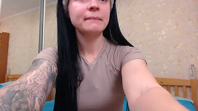JuicyJess online show from 2, 2, 2025