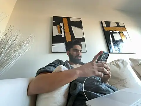 Snapshot of Carlos-195- chatting on 6, 10, 2025 Carlos-195- online show from 6, 10, 2025