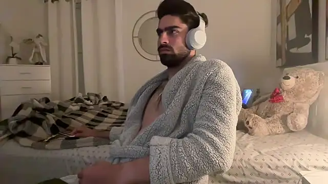 Snapshot of Carlos-195- chatting on 1, 11, 2025 Carlos-195- online show from 1, 11, 2025