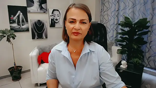 Favorite 0 online show from 13, 2, 2026