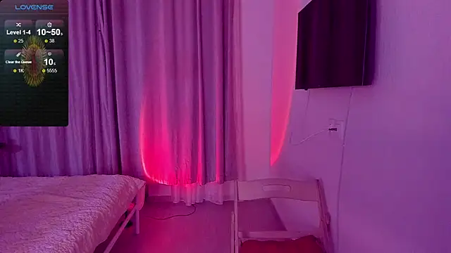 Kitty Star online show from 7, 3, 2025