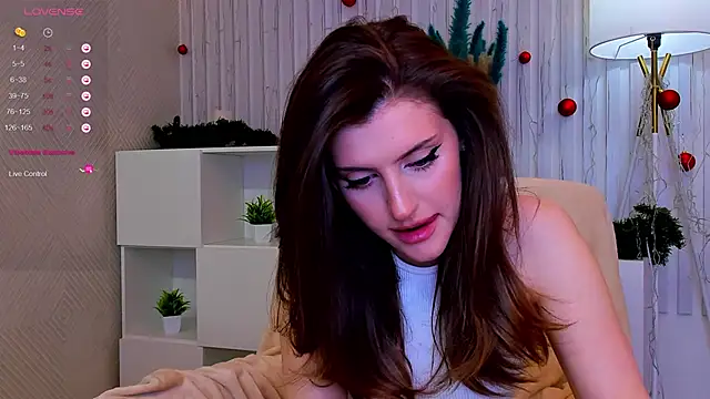 Skinny Alice online show from 30, 1, 2025