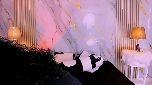 BeckyRusso online show from 25, 10, 2025