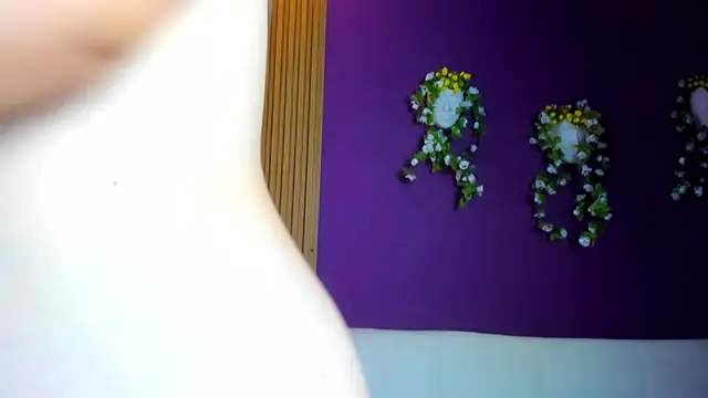 Snapshot of Kate_Amaretto_ chatting on 24, 2, 2025 Kate Amaretto online show from 24, 2, 2025