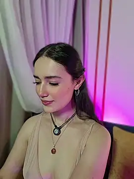 Snapshot of Kate_Amaretto_ chatting on 5, 5, 2026 Kate Amaretto online show from 5, 5, 2026