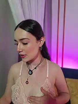 Snapshot of Kate_Amaretto_ chatting on 5, 4, 2026 Kate Amaretto online show from 5, 4, 2026