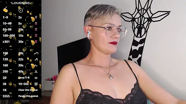 Snapshot of scarlett_paris22 chatting on 9, 2, 2025 scarlett paris22 online show from 9, 2, 2025