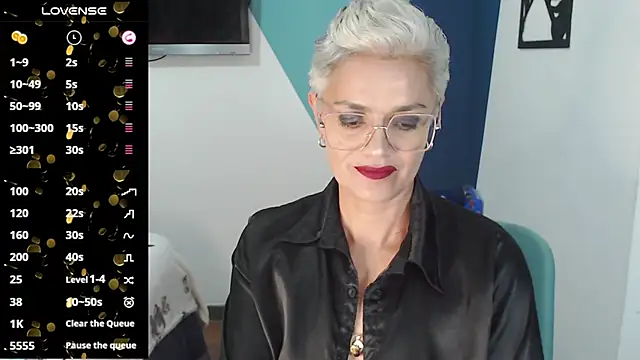 Snapshot of scarlett_paris22 chatting on 8, 3, 2025 scarlett paris22 online show from 8, 3, 2025