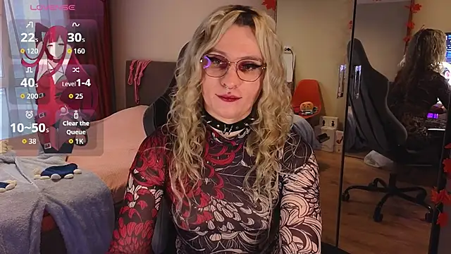 Snapshot of Lori_Myaf chatting on 9, 10, 2025 Lori Myaf online show from 9, 10, 2025