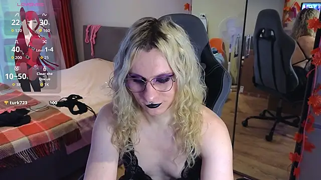 Snapshot of Lori_Myaf chatting on 30, 10, 2025 Lori Myaf online show from 30, 10, 2025