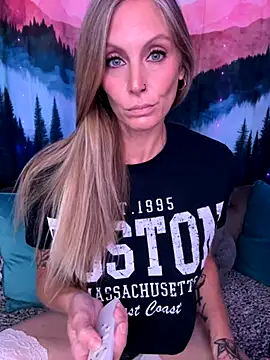 ItsDanniG online show from 13, 10, 2025