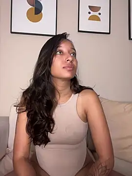 Snapshot of DianaHopson chatting on 27, 5, 2026 DianaHopson online show from 27, 5, 2026