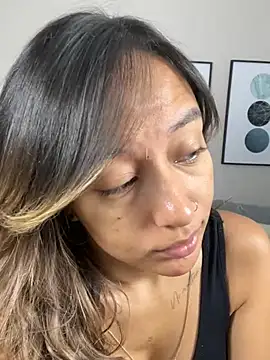 DianaHopson online show from 27, 2, 2025