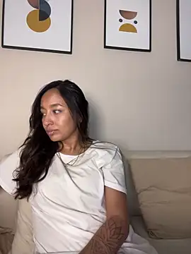 DianaHopson online show from 5, 4, 2026