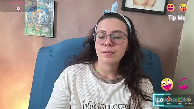 Snapshot of irinasweet27 chatting on 25, 5, 2026 irinasweet27 online show from 25, 5, 2026