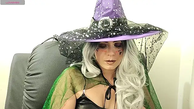 irinasweet27 online show from 31, 10, 2025