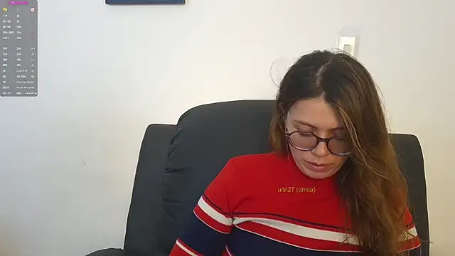 Snapshot of irinasweet27 chatting on 8, 2, 2025 irinasweet27 online show from 8, 2, 2025