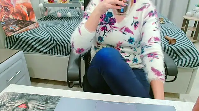 EveLove33 online show from 3, 4, 2026