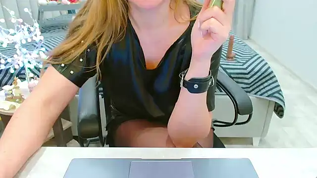 EveLove33 online show from 19, 4, 2026