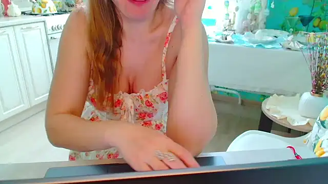 EveLove33 online show from 14, 4, 2026