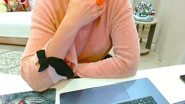 EveLove33 online show from 7, 2, 2026