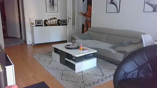 sarametisse26 online show from 10, 10, 2025