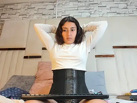 Snapshot of AngelaLinaresx69 chatting on 21, 7, 2026 AngelaLinaresx69 online show from 21, 7, 2026