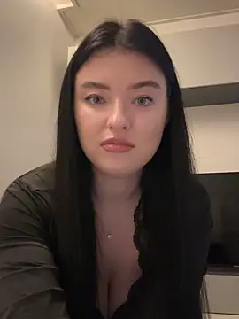 Angela Fosterr online show from 17, 10, 2025