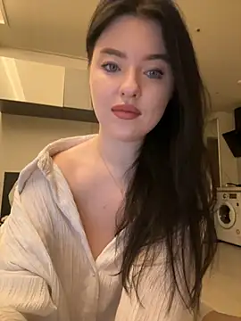 Angela Fosterr online show from 17, 7, 2026