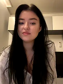 Angela Fosterr online show from 7, 11, 2025