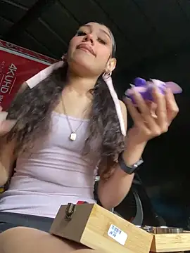 Snapshot of badbaby187 chatting on 28, 10, 2025 badbaby187 online show from 28, 10, 2025