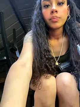 Snapshot of badbaby187 chatting on 11, 10, 2025 badbaby187 online show from 11, 10, 2025