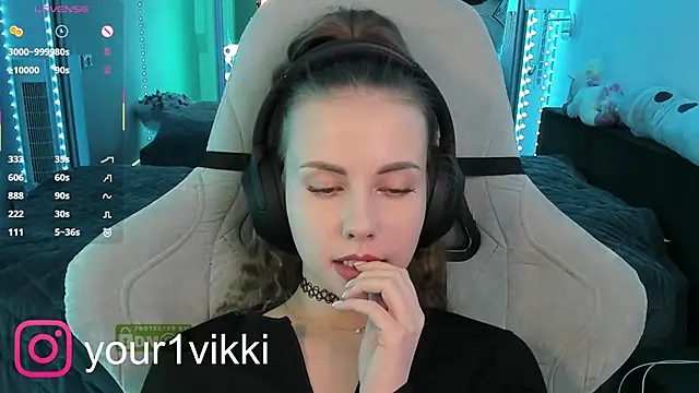 Vikki Cheese online show from 17, 2, 2025